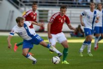 خسارة فنلندا أمام المجر في تصفيات كأس أمم أوروبا 2016