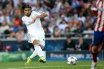 خضيرة إلى يوفنتوس لأربعة مواسم قادمة