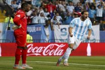 هيغواين ينقذ سمعة الأرجنتين في المبارة رقم 100 لميسي