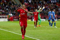 بعد فيرمينو.. ليفربول يقترب من التوقيع مع كارلوس باكا