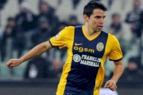 الأرجنتيني سافيولا يعود إلى ريفر بلايت