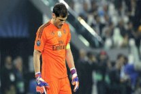 ريال مدريد يفسخ عقده مع كاسياس بالتراضي ويعوضه مالياً