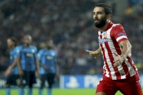 إدارة برشلونة المؤقتة تحسم صفقة أردا توران الاثنين