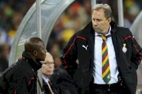 تعثر مفاوضات الاتحاد العراقي مع الصربي رايفاتش