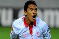 رسمياً : الكولومبي باكا من اشبيلية إلى ميلان