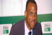 صنداي أوليسيه رسمياً مدرباً لنيجيريا خلفاً لكيشي