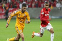 فوز صعب لانترناسيونال على تيغريس في كأس ليبرتادوريس