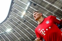 بايرن ميونيخ يعلن رحيل شفاينشتايغر إلى مان يونايتد