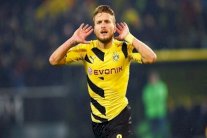 إيموبيلي من دورتموند إلى إشبيلية على سبيل الإعارة