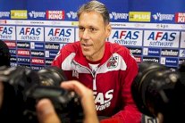 فان باستن مساعداً لبليند في منتخب هولندا