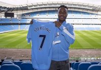 رحيم سترلينغ متشوق لبدء العمل مع مانشستر سيتي 