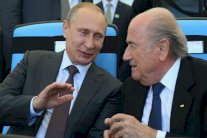 بوتين سيلتقي بلاتر على هامش قرعة مونديال روسيا