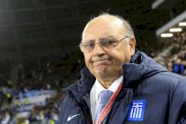 استقالة مدرب اليونان بعد 5 أشهر على استلامه المهمة