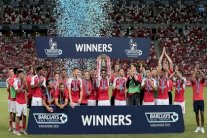 أرسنال يهزم إيفرتون في نهائي الكأس الاسيوية