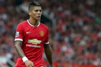 عقوبة مالية على مدافع يونايتد لتأخره في السفر لأميركا