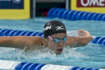 ذهبية 100 م فراشة لليابانية هوشي في مونديال السباحة