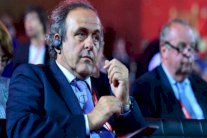 اتحاد اميركا الجنوبية يدعم بلاتيني لرئاسة الفيفا