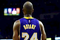 كوبي براينت يفكر بالاعتزال بشكل نهائي