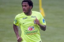 الاتحاد البرازيلي يؤكد تناول فريد المنشطات