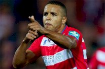 رين ينوي التعاقد مع المغربي يوسف العربي