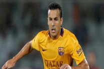 إصابة نيمار تحتم الاعتماد على بيدرو في مباريات السوبر