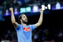 مورينيو قد يدخل سوق الانتقالات مجدداً من أجل هيغواين