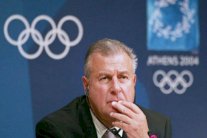 المحامي السويسري كارار رئيساً للجنة إصلاحات الفيفا