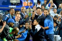 الهلال يهزم النصر في لندن ويتوج بكأس السوبر السعودي