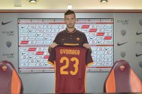 المدافع السلوفاكي جيومبر ينضم لروما على سبيل الإعارة