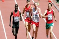 بكين 2015-3 آلاف م موانع: جزائري ومغربي إلى النهائي