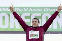 القطري الصيفي والمصري الجمل إلى نهائي المطرقة