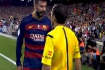 بيكيه أهان مساعد الحكم وعقوبة مغلظة في انتظاره