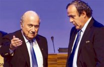 الفيفا يفتح تحقيقاً في مزاعم بلاتر ضد بلاتيني