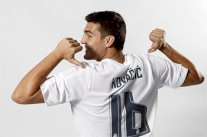 كوفاسيتش يحمل القميص رقم 16 تمهيداً لإعارة سيلفا