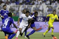 الهلال يواصل انتصاراته ويتخطى الفتح في الدوري السعودي