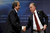 رومينيغه يعتبر أن بلاتيني سيكون رئيساً جيداً للفيفا