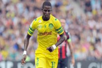 المدافع الدولي السنغالي دجيلوبودجي من نانت إلى تشلسي