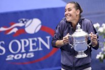 بينيتا إلى المركز الثامن في تصنيف المحترفات