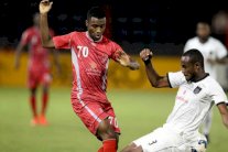 مواجهات ساخنة بالافتتاح برغم تأجيل قمة لخويا والغرافة