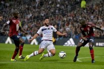 ليون يفشل مجدداً بالفوز على أرضه في الدوري الفرنسي