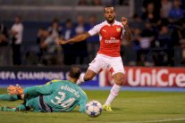 برشلونة يخطط لتعويض رافينيا بجلب جناح أرسنال الطائر