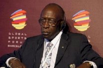 القضاء يحدد موعد الاستماع في قضية تسليم وارنر