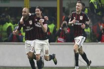 فوز كاسح لنابولي وقطار يوفنتوس يسير بثبات وميلان يحسم الدربي