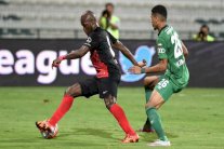 الأهلي والوحدة إلى نهائي كأس الرابطة الإماراتية