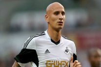 نيوكاسل يتوصل إلى اتفاق مع سوانسي لضم شيلفي