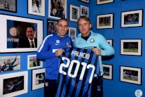 بالاسيو يمدد عقده مع إنتر ميلان حتى صيف 2017