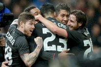 ليفربول يضع قدماً في نهائي كأس الرابطة الإنكليزية