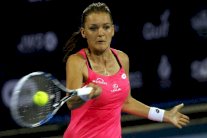 رادفانسكا إلى ربع نهائي دورة شينزين الصينية