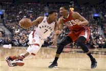 الفوز الثامن على التوالي لرابتورز في الـNBA