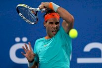 نادال يبلغ نهائي دورة أبوظبي الاستعراضية